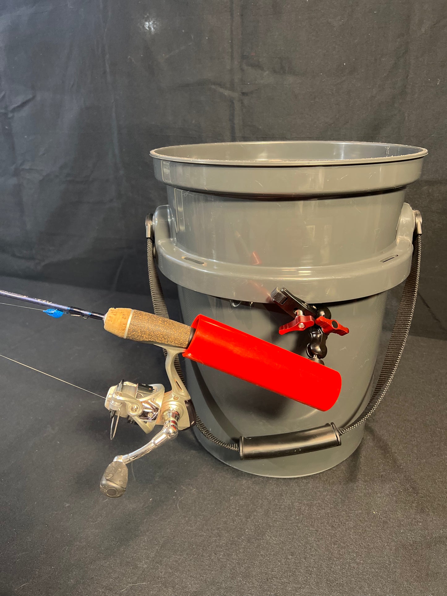 Frozen Pole Rod Holder Clamp-On with Articulated Ball Joint