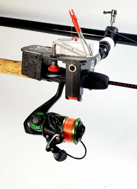 fish house rattle reel mounts homemade Lewandoski Reels you can be confident that your line will stay in place. Rattle Wheel with Hinged Arm