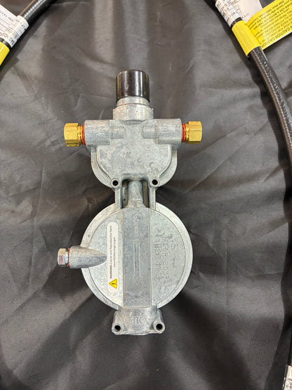 LP Dual MEGR-253 Auto Change Over Regulator