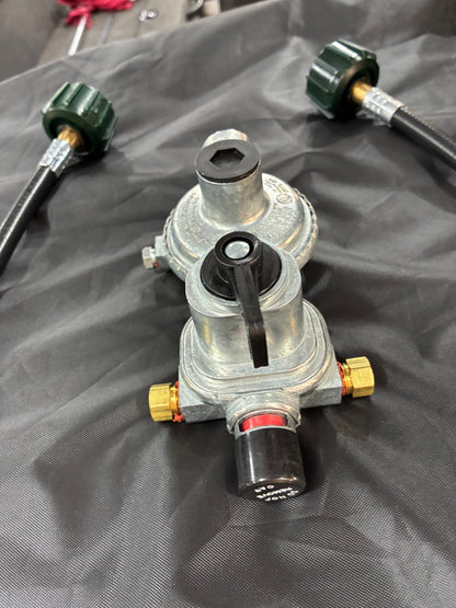 LP Dual MEGR-253 Auto Change Over Regulator